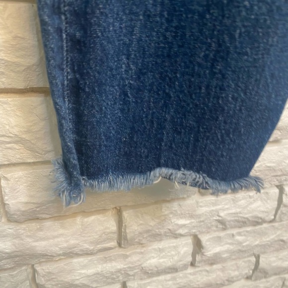 Levi’s Wedgie Icon Fit Raw Hem Jeans size 25 - Picture 3 of 8